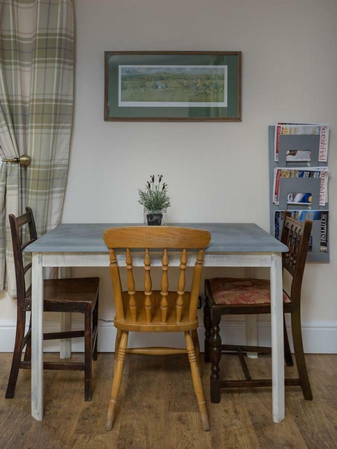 Poppy'S Place Cupar Esterno foto