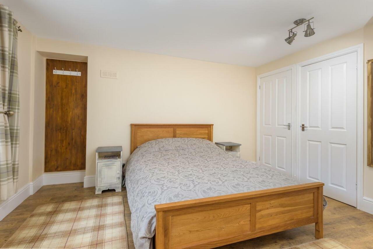 Poppy'S Place Cupar Esterno foto